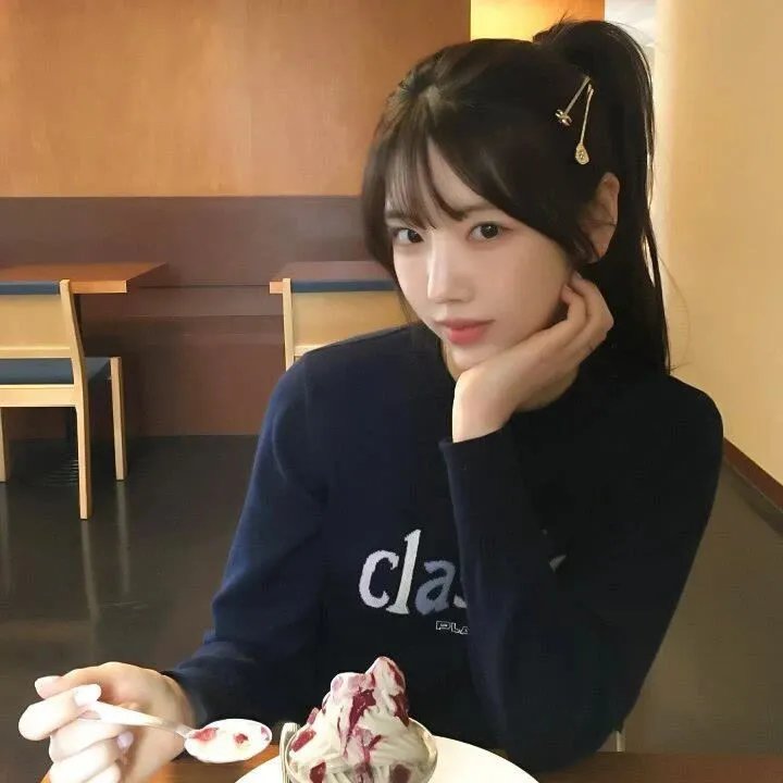 搏击傲娇小女生